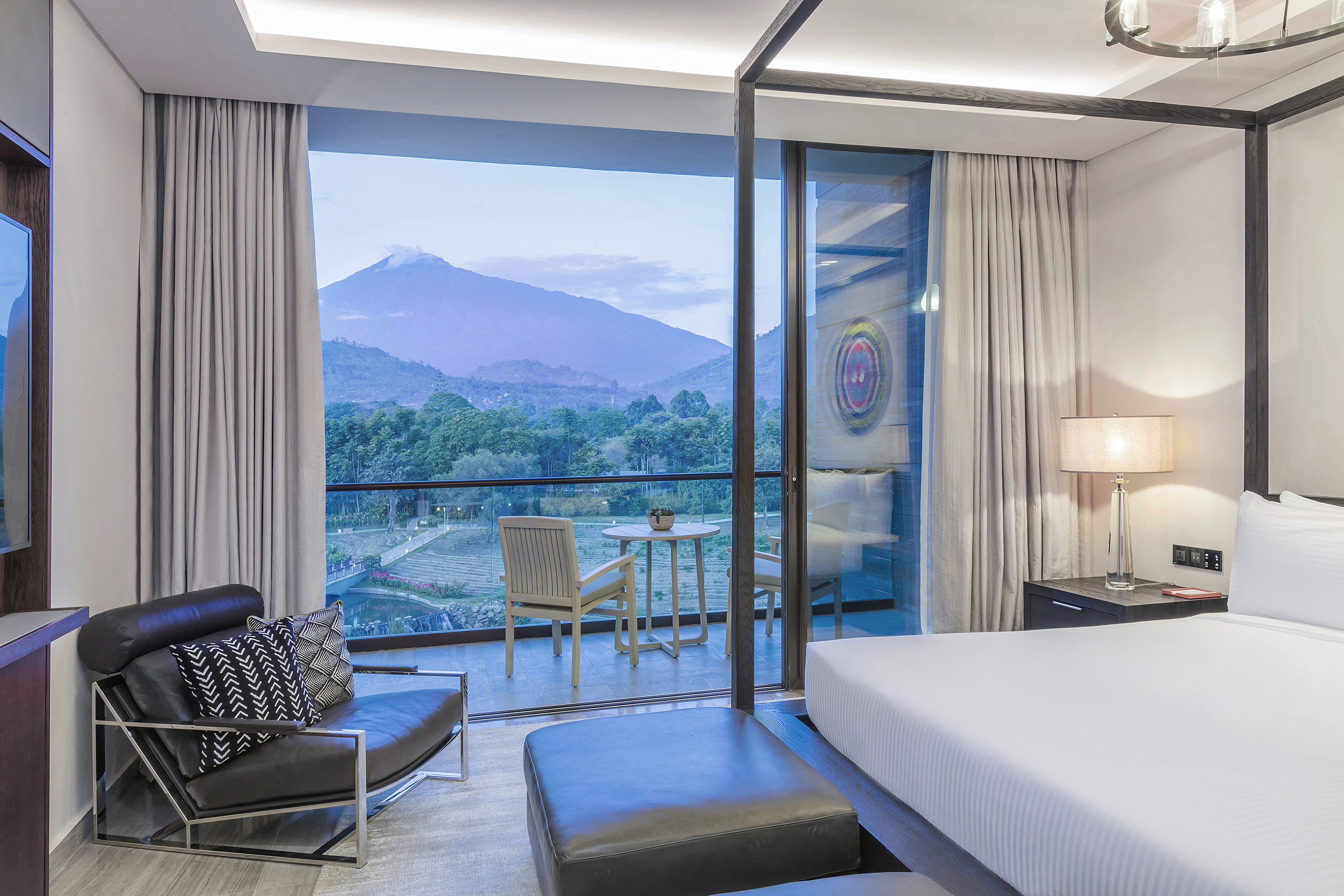 Gran Meliá Arusha suite with Mount Meru views